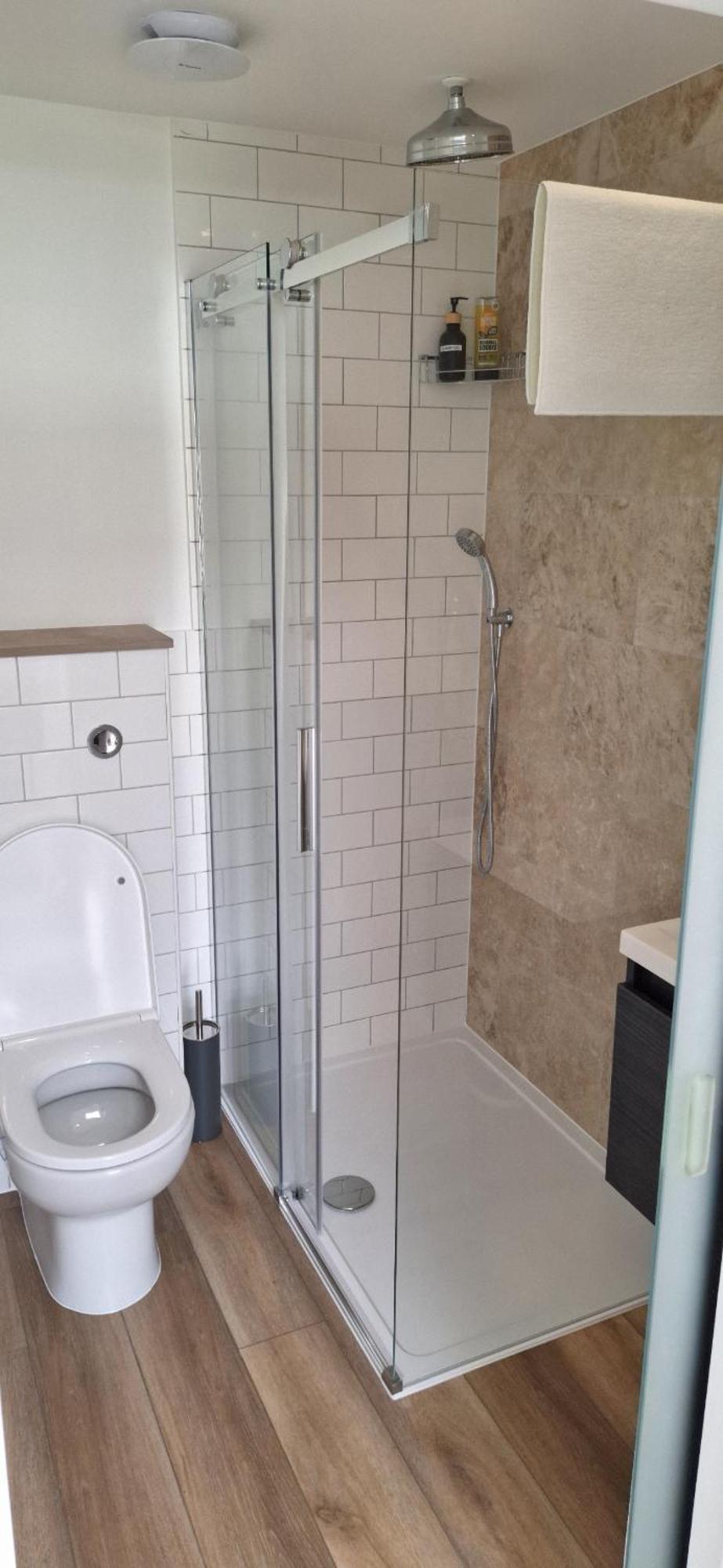 New 3 Bedrooms Flat In Ashford Near Heathrow Exterior foto