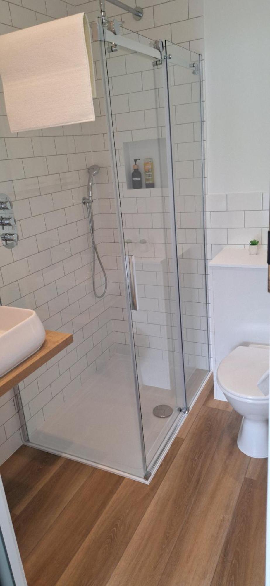 New 3 Bedrooms Flat In Ashford Near Heathrow Exterior foto